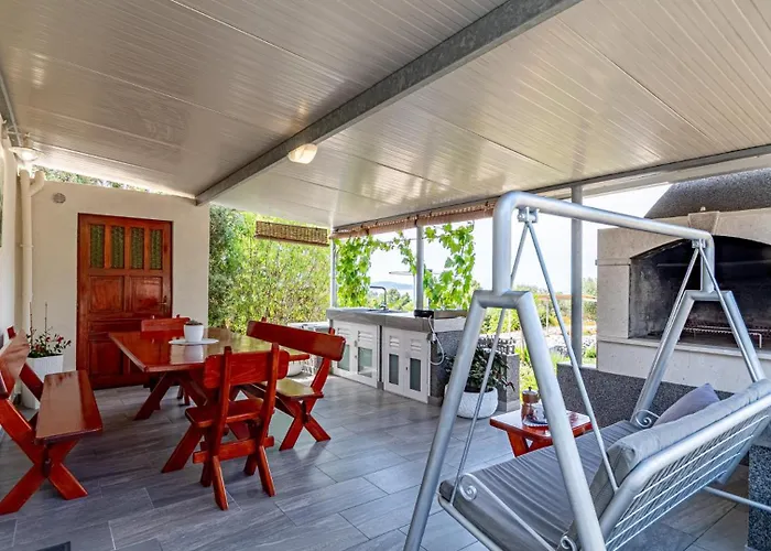 Holiday Home Roza With Whirlpool By Villas Guide *