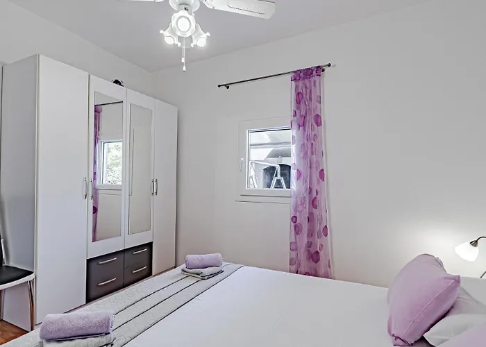 Вилла Roza By Guide Вела-Лука